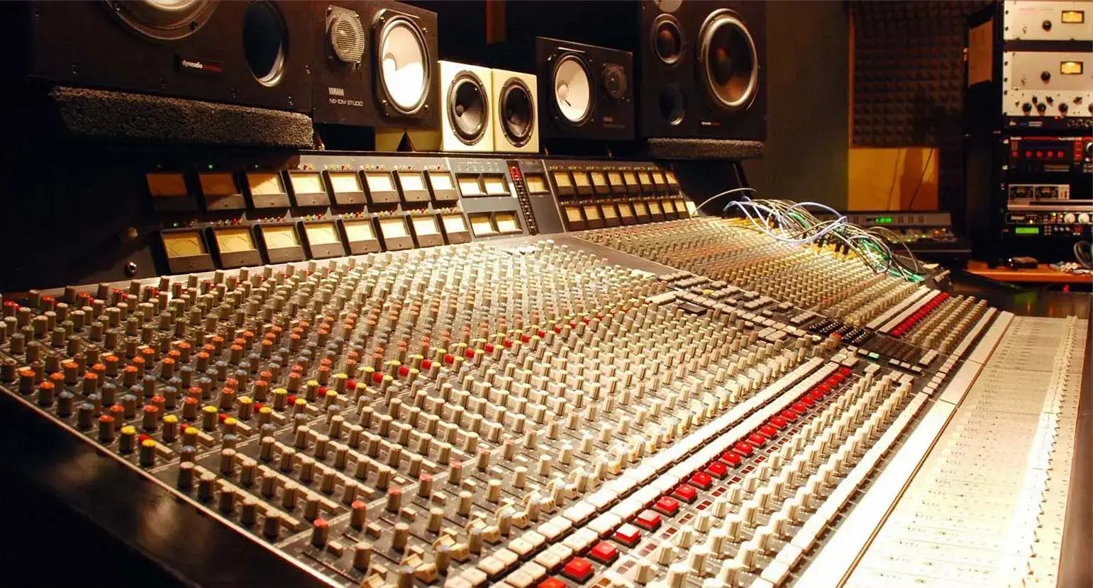 SSL mixing desk